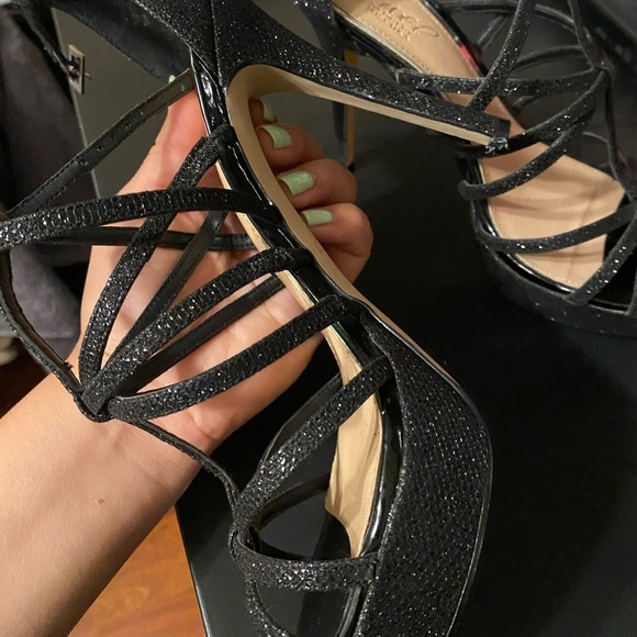 Jewel Badgley Mischka Taura Glitter Heels - Picture 8 of 11